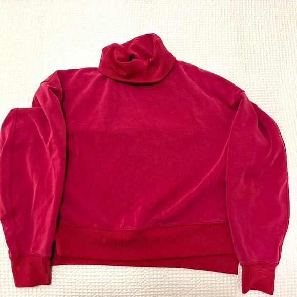 Lululemon Softstreme Turtleneck Pullover - Picture 5 of 6